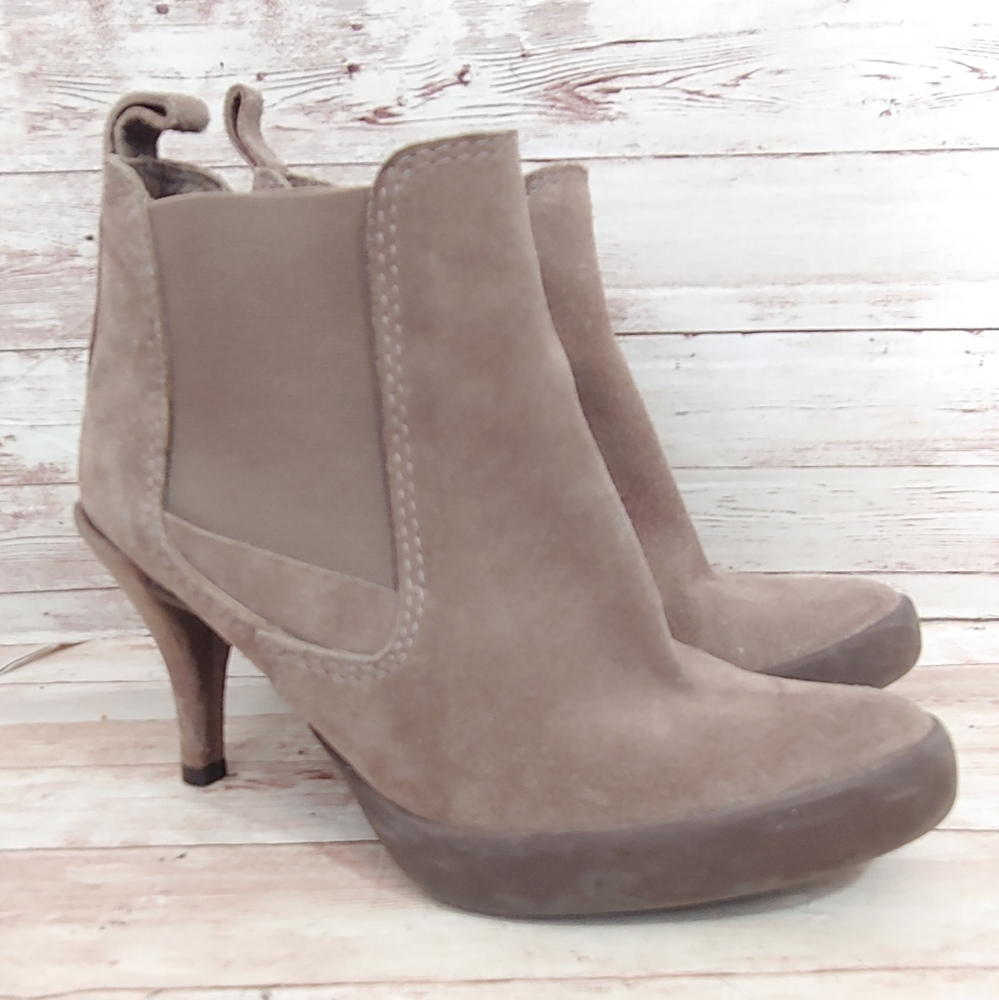 Pedro Garcia Taupe Suede Ankle Booties - Picture 16 of 16